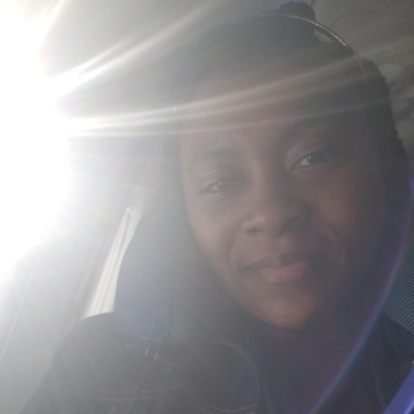 Meet your Posher, Melinda - Picture 7 of 8